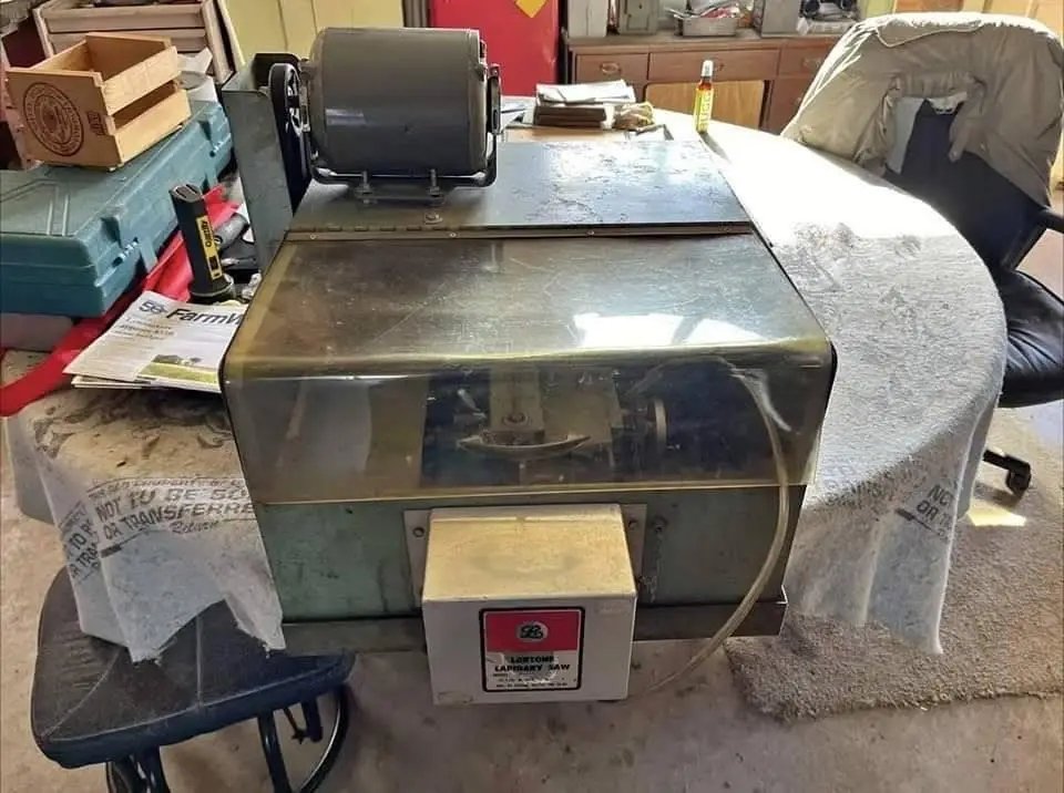 Lortone Lapidary saw . Model ST-10. 115 V/ac - Image 2