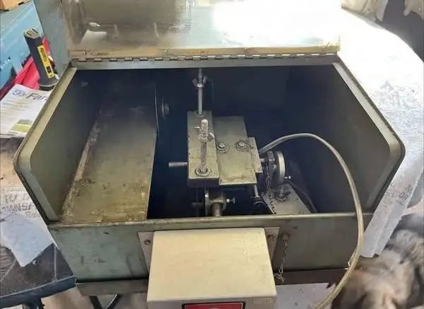 Lortone Lapidary saw . Model ST-10. 115 V/ac