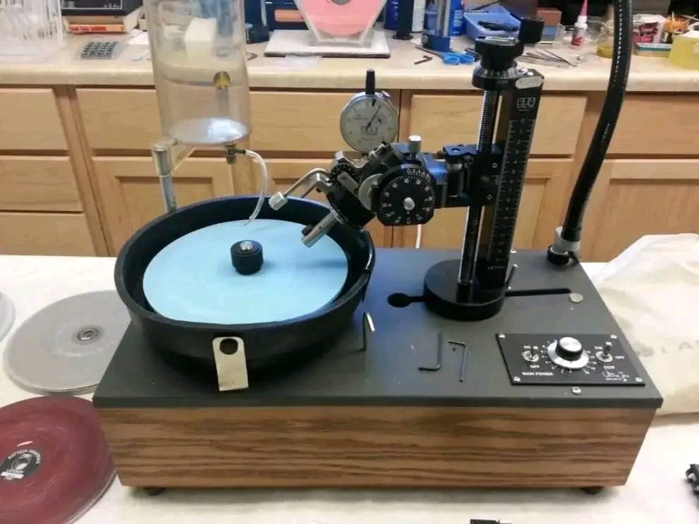 ULTRA TEC V2 FACETING MACHINE LAPIDARY ULTRATEC FACETER FACETOR WITH EXTRAS