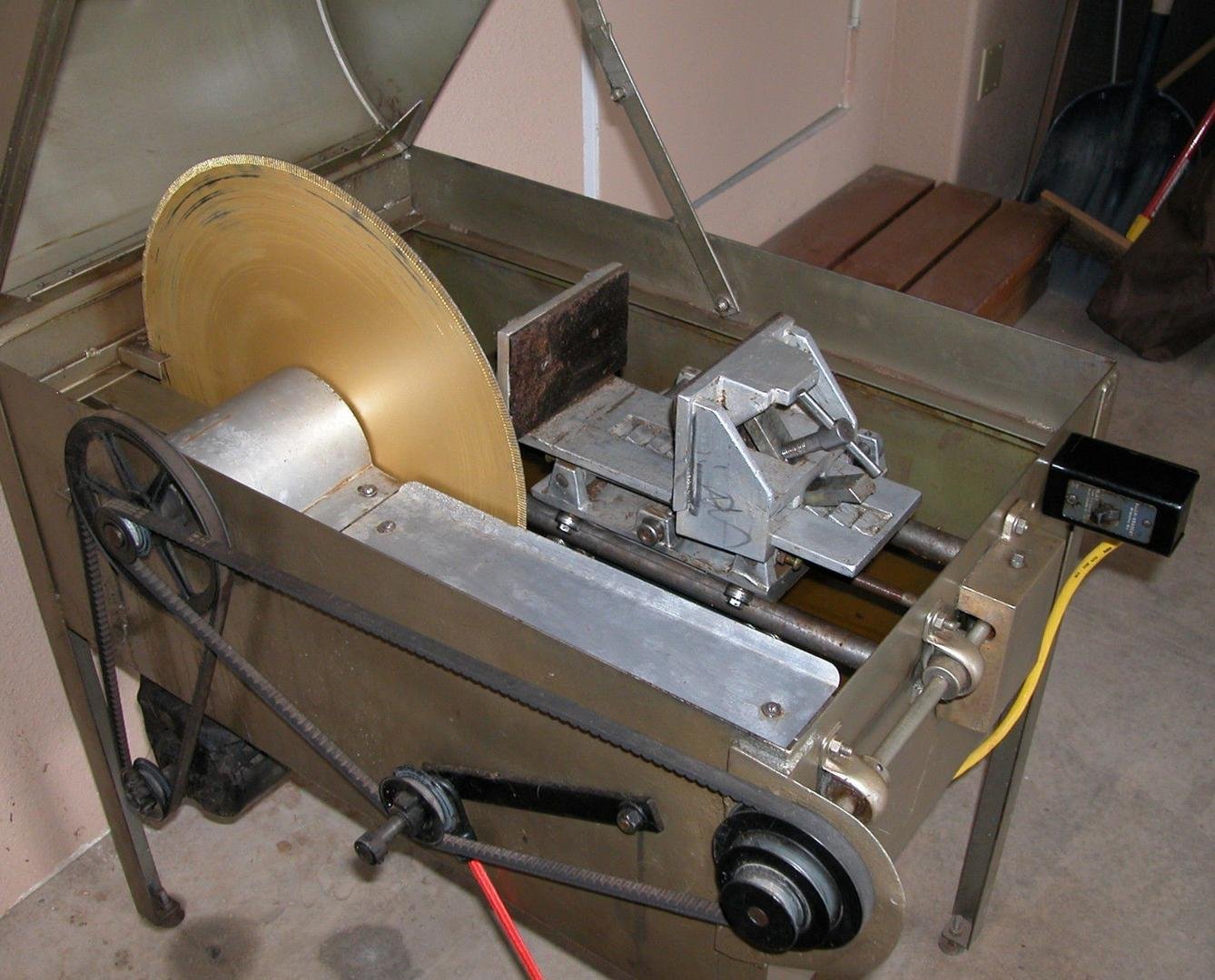 Used Lortone 18" Heavy Duty Rock Slab Lapidary Saw - - Image 3